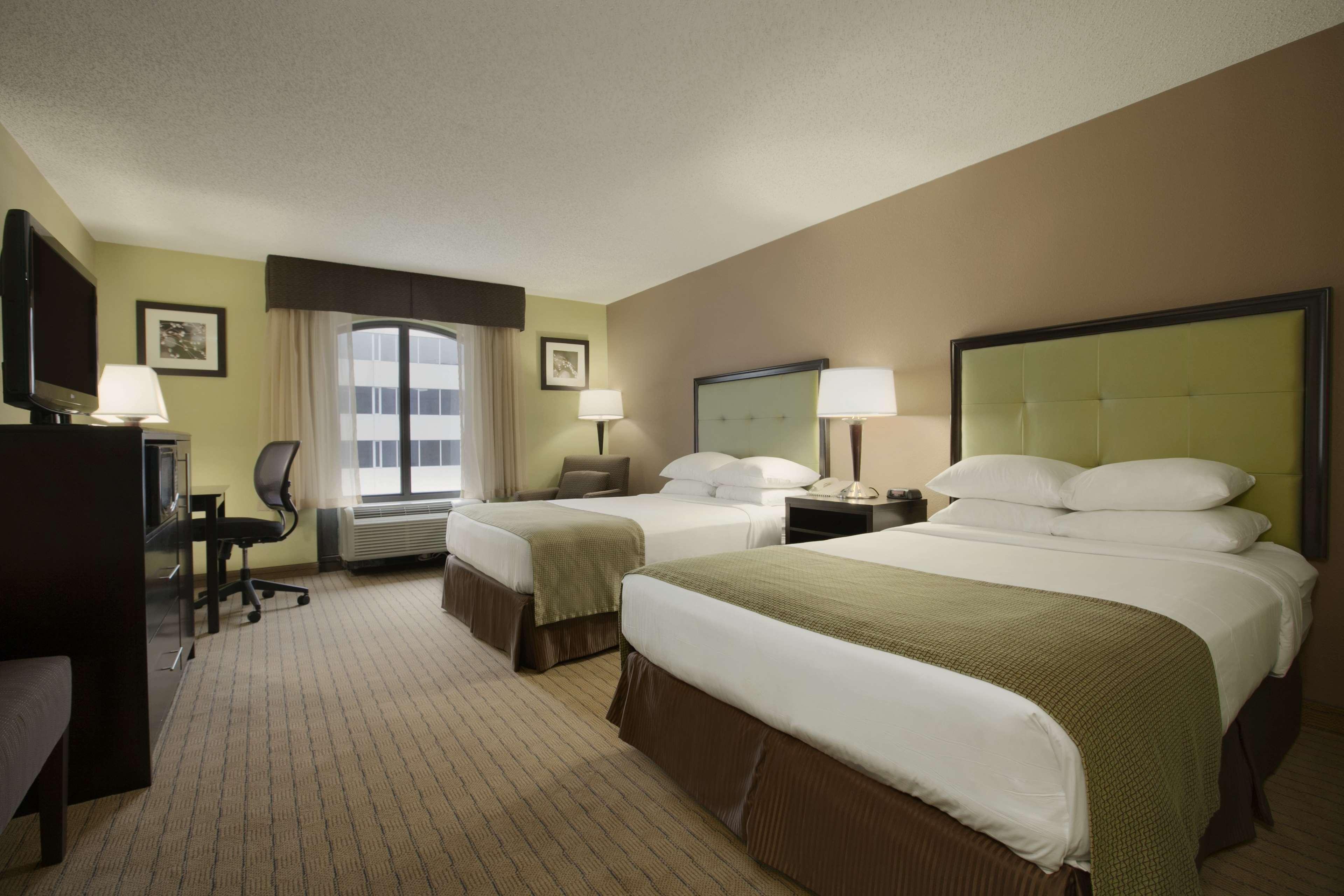 Days Inn By Wyndham Baltimore Inner Harbor Εξωτερικό φωτογραφία