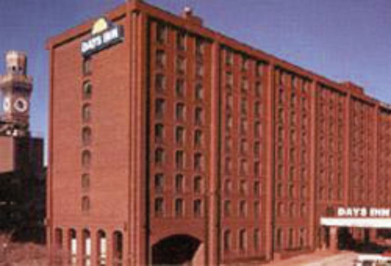 Days Inn By Wyndham Baltimore Inner Harbor Εξωτερικό φωτογραφία